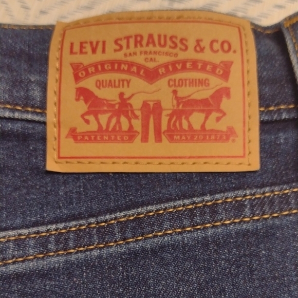 Levi's Women's  Dark Blue High-Rise Wide Leg Jeans,Western,Festival. - Picture 2 of 15